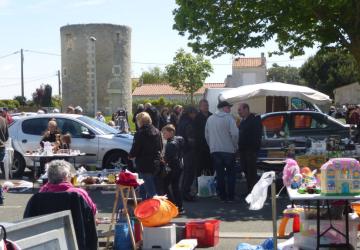 VIDE GRENIER/BROCANTE DU FOYER RURAL